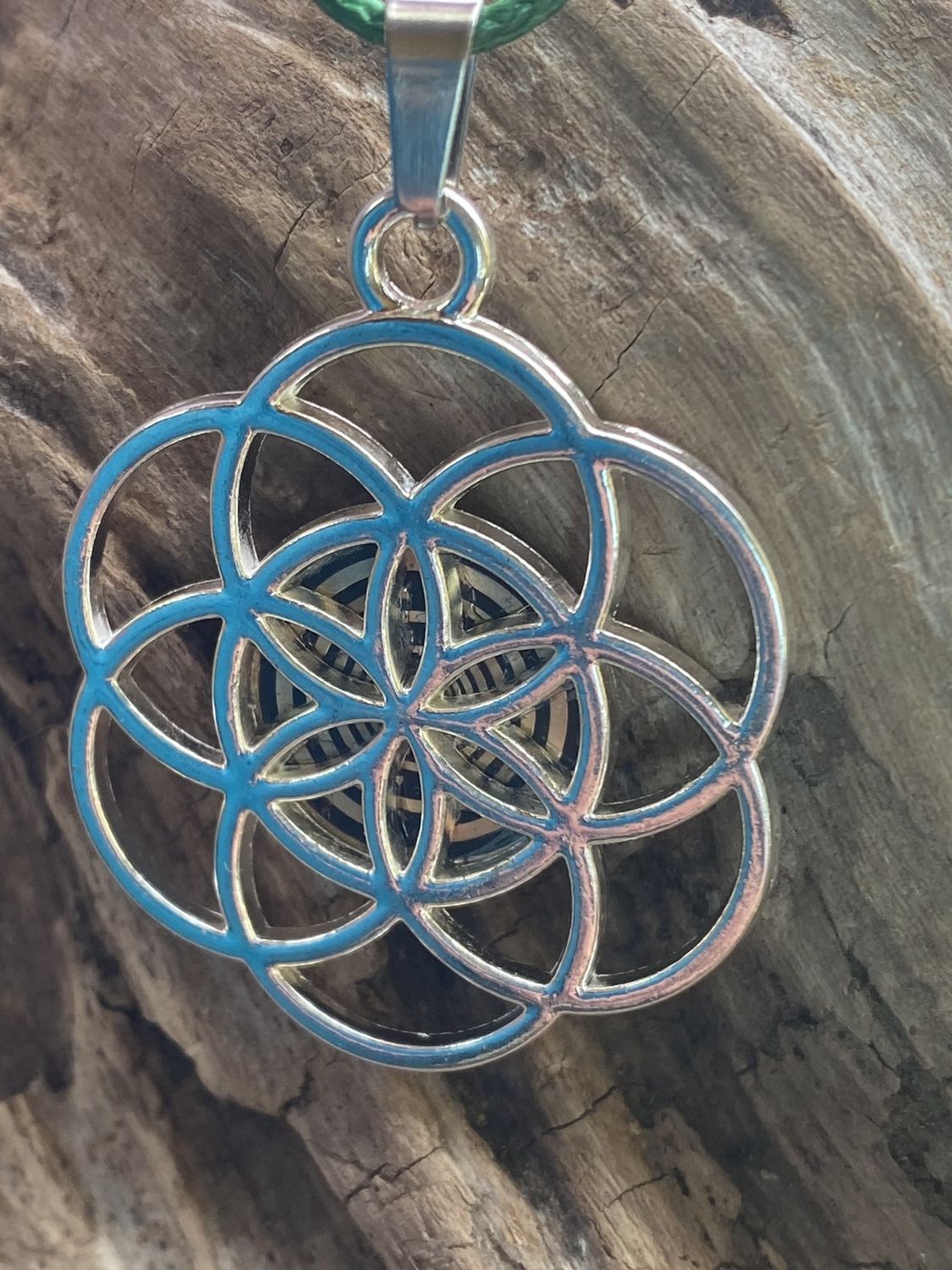 Amulett – Samen des Lebens – Lakhovsky MWO – Lakhovsky MWO – nachtschwarz – Produktansicht 1