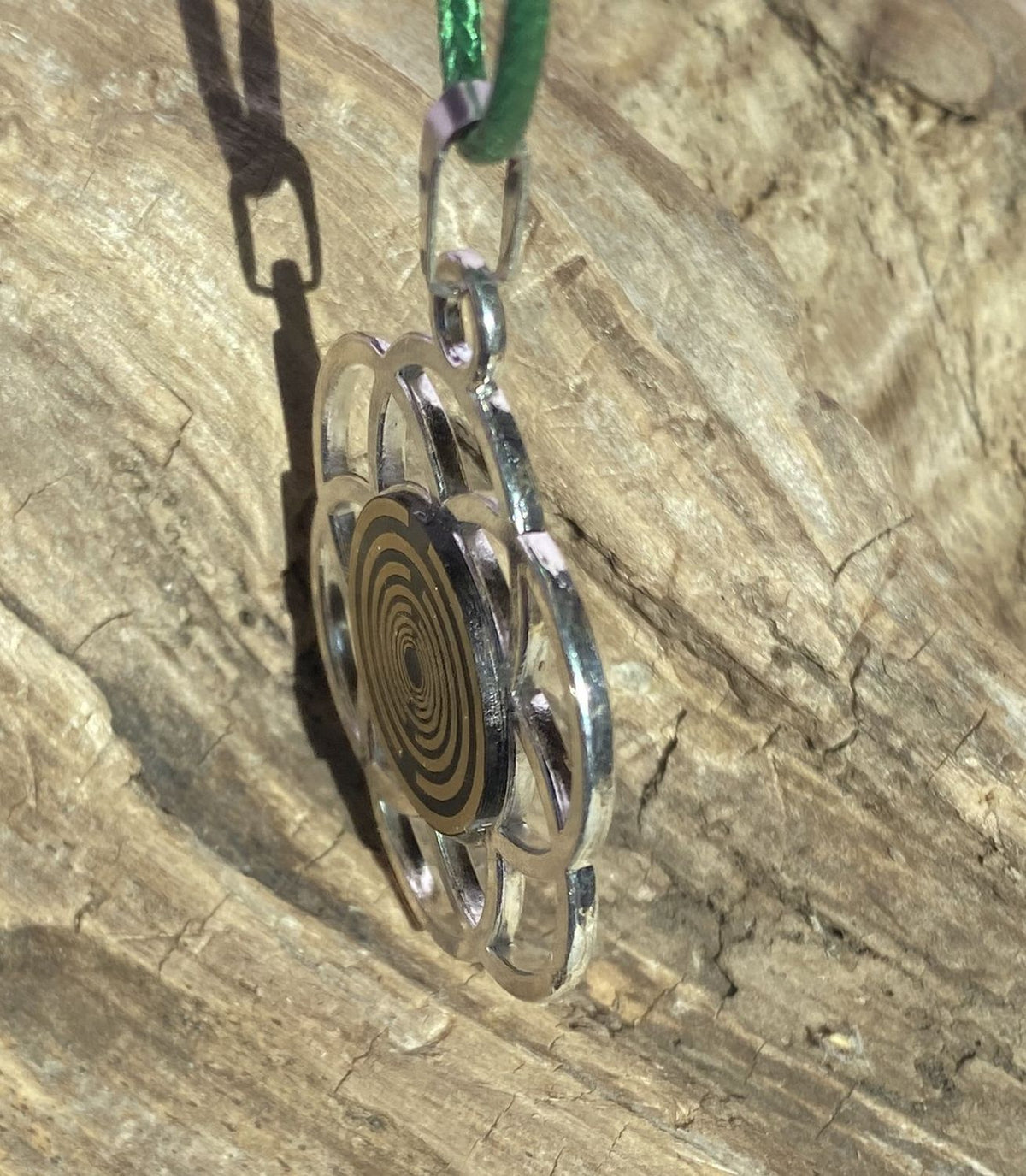 Amulett – Samen des Lebens – Lakhovsky MWO – Lakhovsky MWO – nachtschwarz – Produktansicht 1
