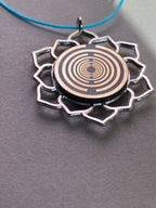 Amulett – Merkaba Kreis – Lakhovsky MWO – Lakhovsky MWO + Merkaba – nachtschwarz – Produktansicht 1