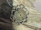 Amulett – Merkaba Kreis – Lakhovsky MWO – Lakhovsky MWO + Merkaba – nachtschwarz – Produktansicht 1