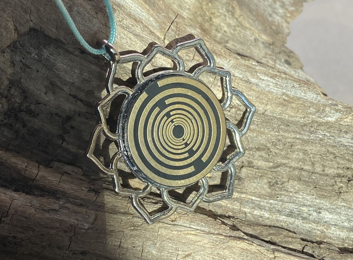 Amulett – Merkaba Kreis – Lakhovsky MWO – Lakhovsky MWO + Merkaba – nachtschwarz – Produktansicht 1