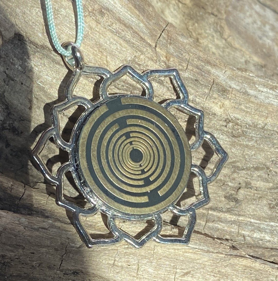 Amulett – Merkaba Kreis – Lakhovsky MWO – Lakhovsky MWO + Merkaba – nachtschwarz – Produktansicht 1