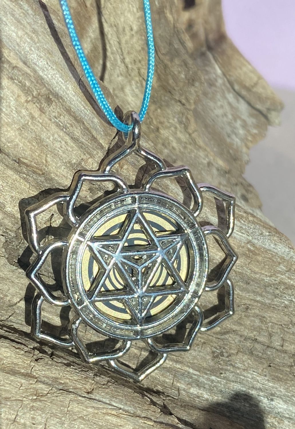 Amulett – Merkaba Kreis – Lakhovsky MWO – Lakhovsky MWO + Merkaba – nachtschwarz – Produktansicht 1
