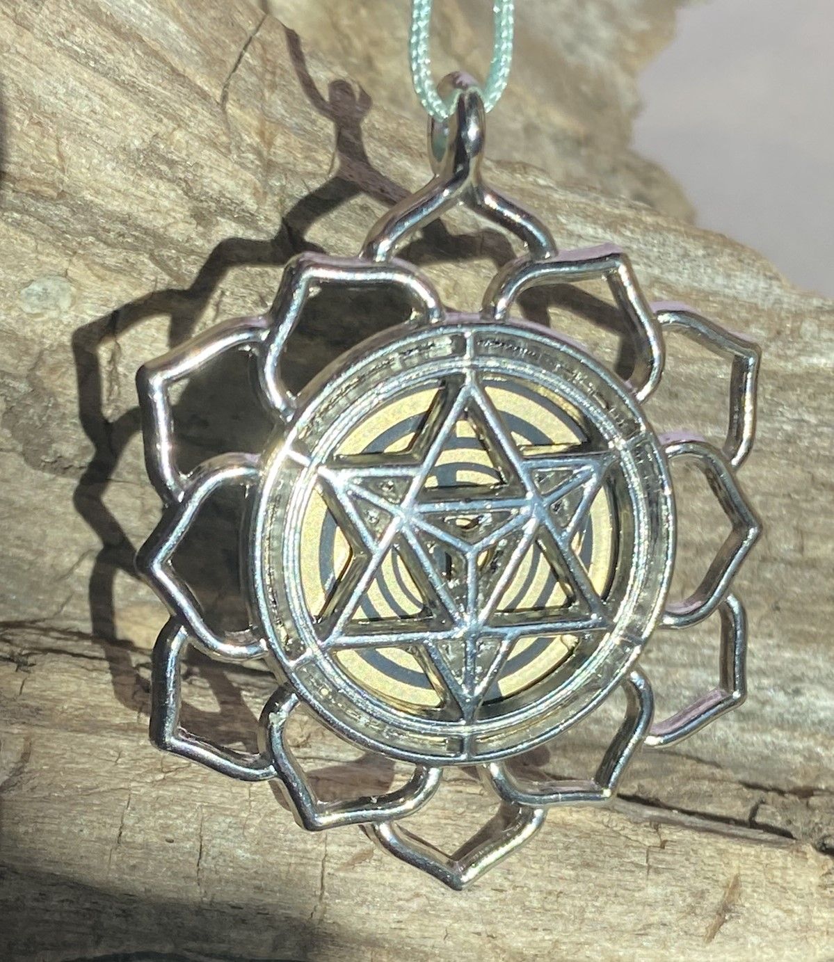 Amulett – Merkaba Kreis – Lakhovsky MWO – Lakhovsky MWO + Merkaba – nachtschwarz – Produktansicht 1