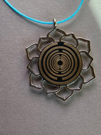 Amulett – Merkaba Kreis – Lakhovsky MWO – Lakhovsky MWO + Merkaba – nachtschwarz – Produktansicht 1