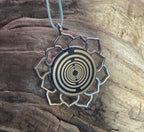 Amulett – Merkaba Kreis – Lakhovsky MWO – Lakhovsky MWO + Merkaba – nachtschwarz – Produktansicht 1