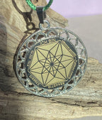 Amulett – Sri Yantra – Vector Equilibrium+ – Sri Yantra + Vector Equilibrium – nachtschwarz – Produktansicht 1