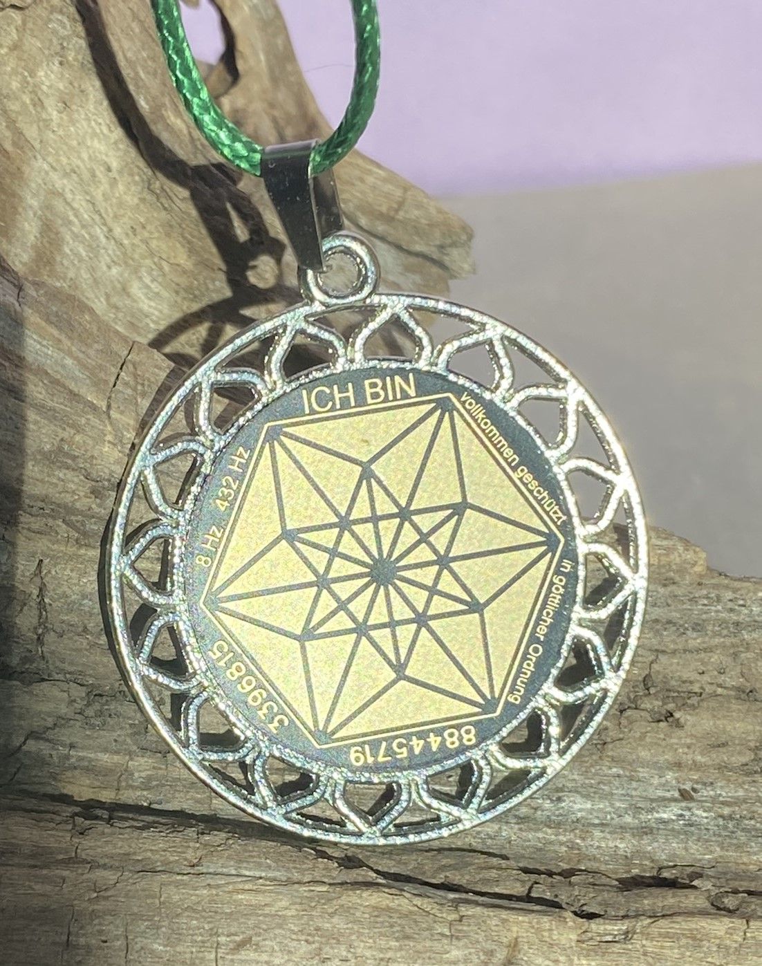 Amulett – Sri Yantra – Vector Equilibrium+ – Sri Yantra + Vector Equilibrium – nachtschwarz – Produktansicht 1