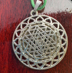 Amulett – Sri Yantra – Vector Equilibrium+ – Sri Yantra + Vector Equilibrium – nachtschwarz – Produktansicht 1