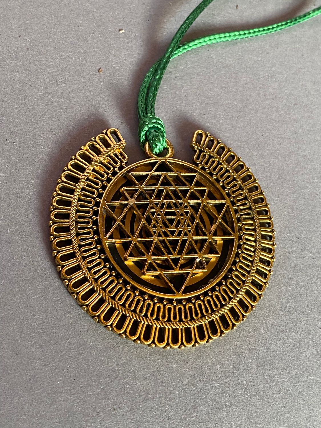Amulett – bronzefarben, Sri Yantra – Lakhovsky MWO – Produktansicht 1