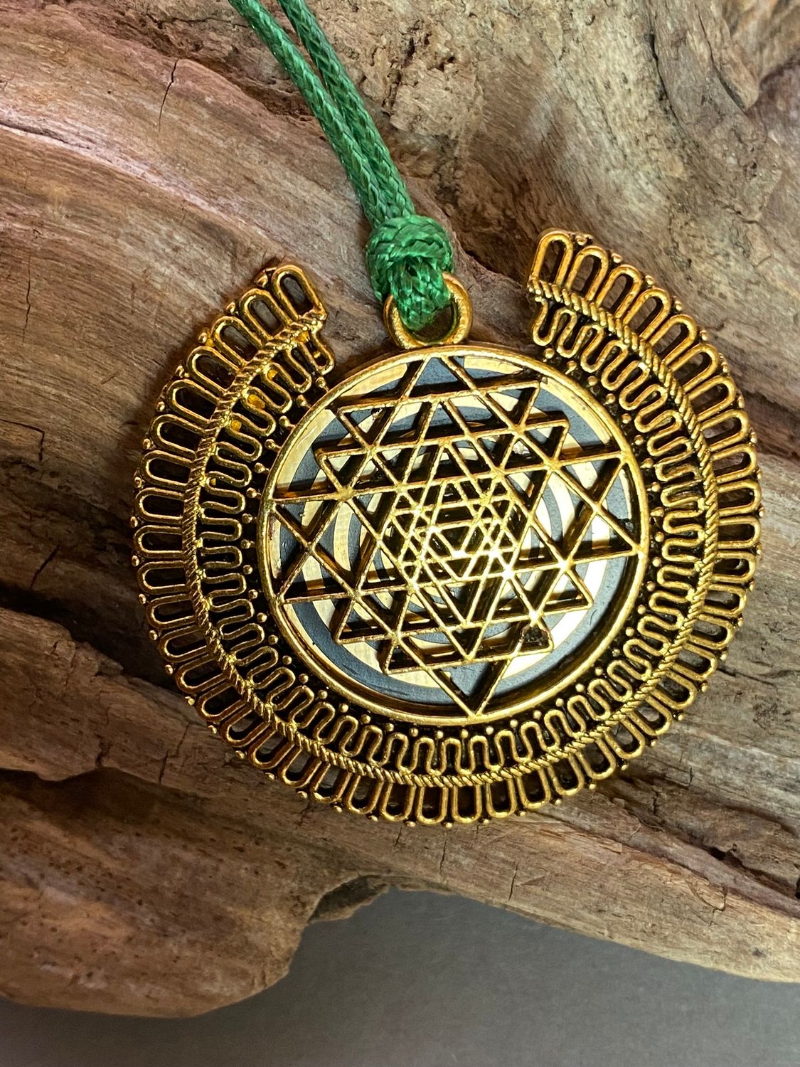 Amulett – bronzefarben, Sri Yantra – Lakhovsky MWO – Produktansicht 1