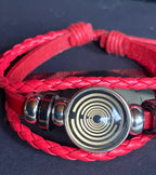 Armband-mehrsträngig, rot ,mit 2x Wechseldruckknopf,Symbol Lakhovsky MWO Schwingkreis Oszillator Antenne (stromlos), Wechsel Disc ca. 18 mm hinter Glas