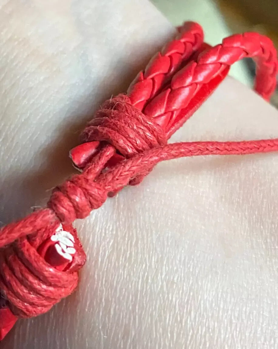 Armband-mehrsträngig, rot ,mit 2x Wechseldruckknopf,Symbol Lakhovsky MWO Schwingkreis Oszillator Antenne (stromlos), Wechsel Disc ca. 18 mm hinter Glas