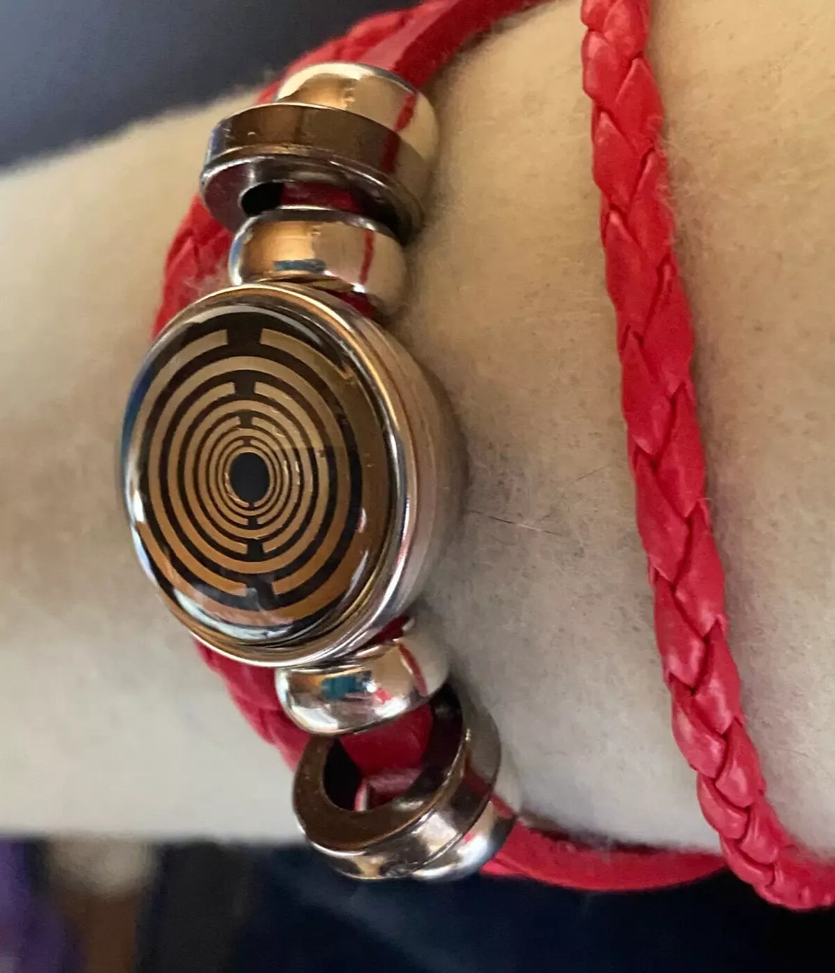Armband-mehrsträngig, rot ,mit 2x Wechseldruckknopf,Symbol Lakhovsky MWO Schwingkreis Oszillator Antenne (stromlos), Wechsel Disc ca. 18 mm hinter Glas