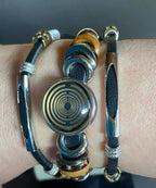 Armband-mehrsträngig, schwarz ,mit 2x Wechseldruckknopf,Symbol Lakhovsky MWO Schwingkreis Oszillator Antenne (stromlos), Wechsel Disc ca. 18 mm hinter Glas,