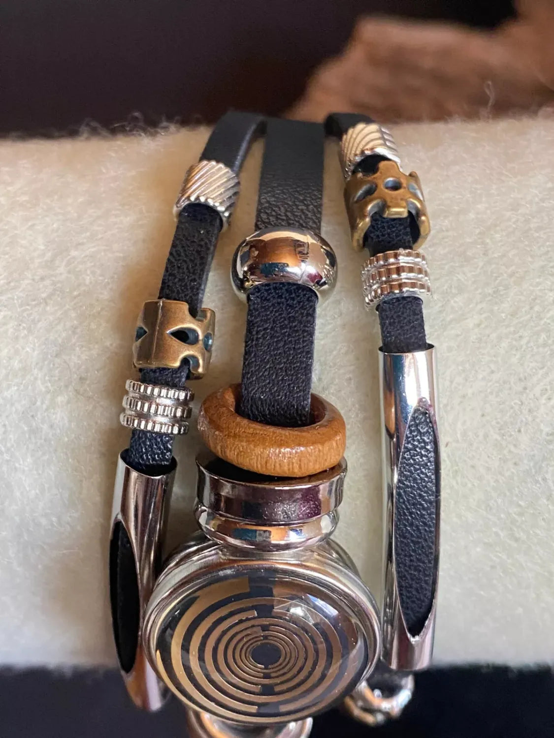 Armband-mehrsträngig, schwarz ,mit 2x Wechseldruckknopf,Symbol Lakhovsky MWO Schwingkreis Oszillator Antenne (stromlos), Wechsel Disc ca. 18 mm hinter Glas,