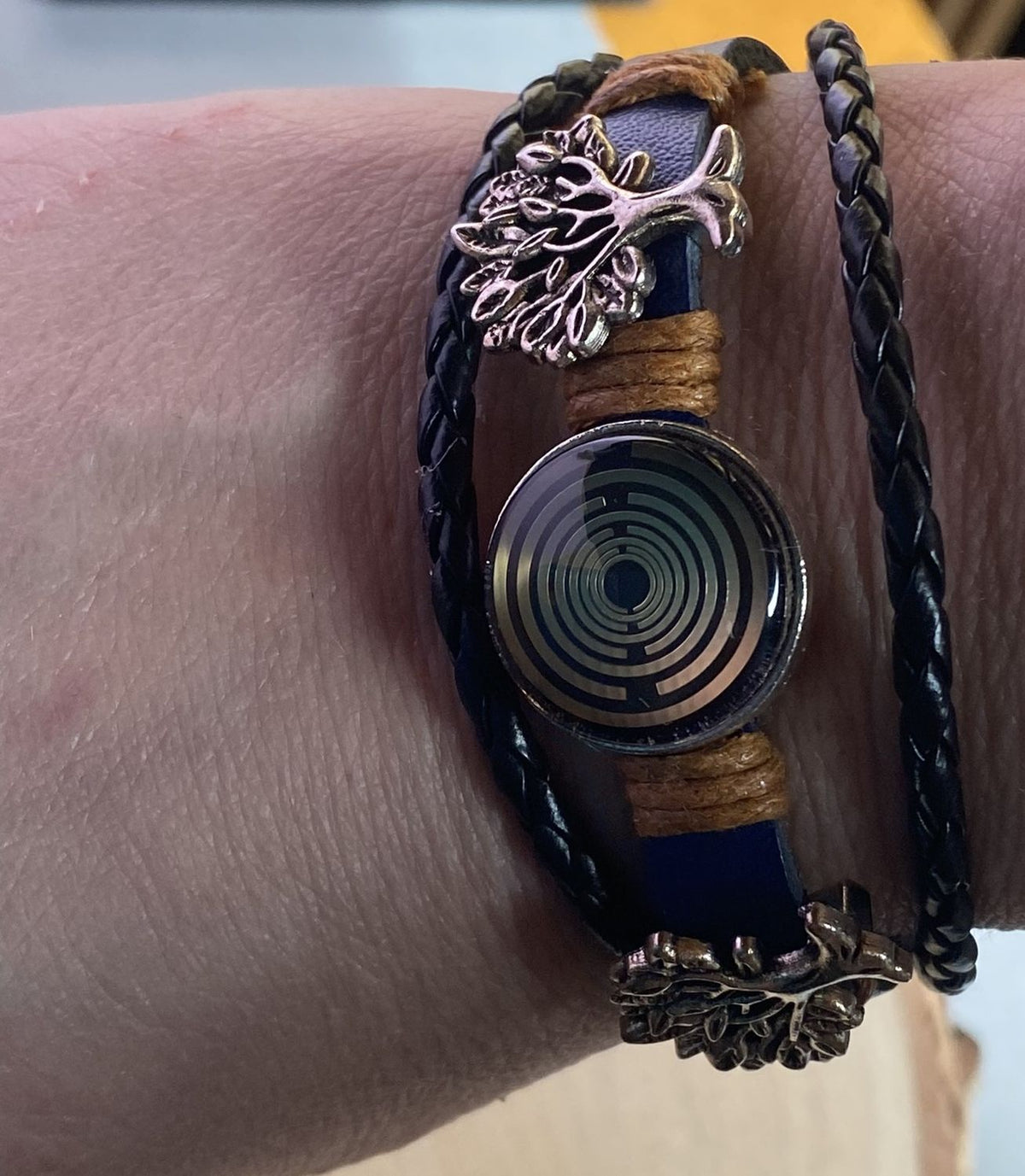 Armband-mehrsträngig, Baum des Lebens, blau, Symbol Lakhovsky MWO Schwingkreis Oszillator Antenne (stromlos), schwarze Disc gold legiert + Kupfer unterlegt ca. 18 mm hinter Glas, Einhak Verschluss