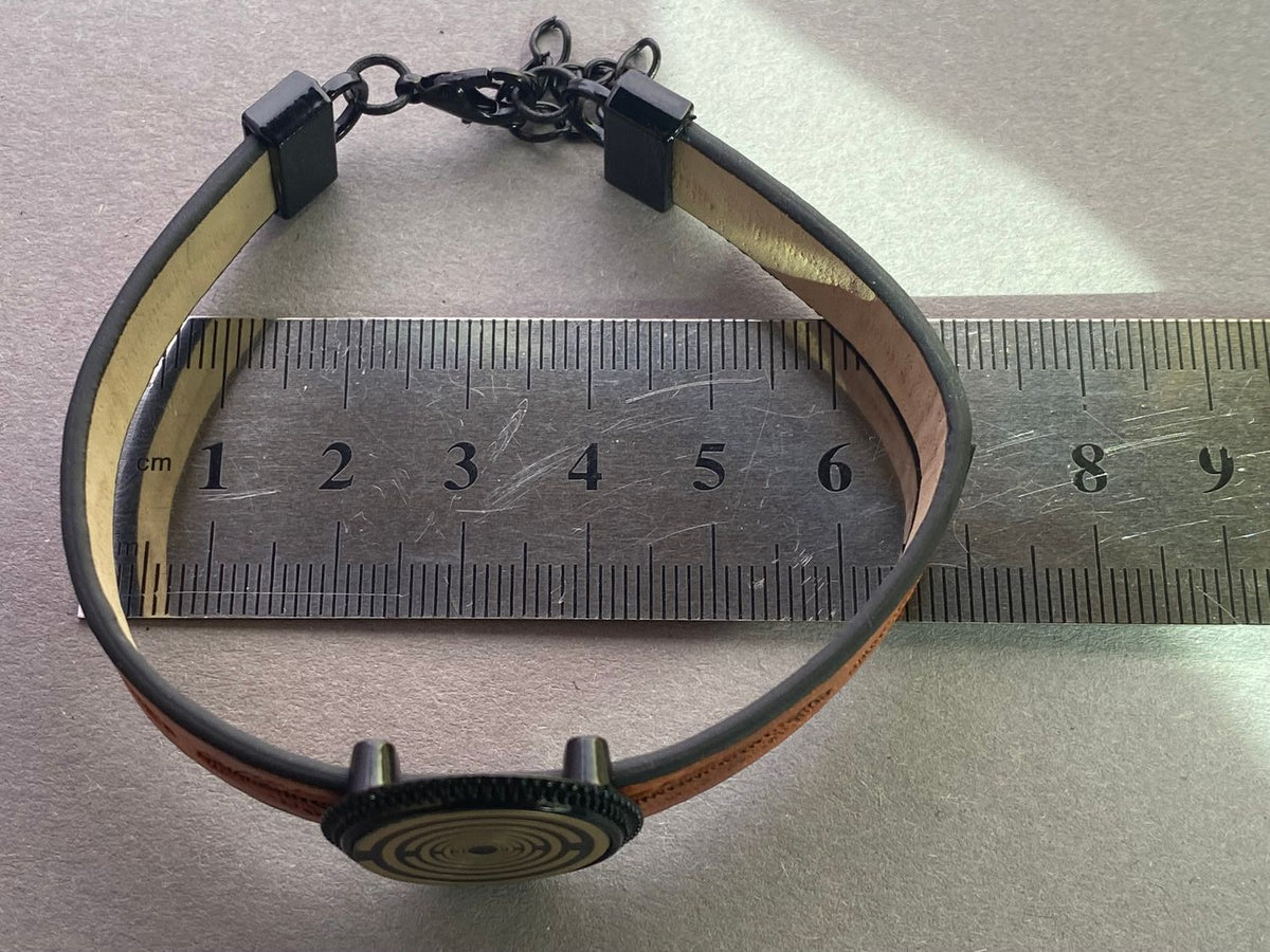 Armband - Feder, braun eingearbeitete Lakhovsky MWO Schwingkreis Oszillator Antenne (stromlos), Disc gold legiert + Kupfer unterlegt ca. 18 mm