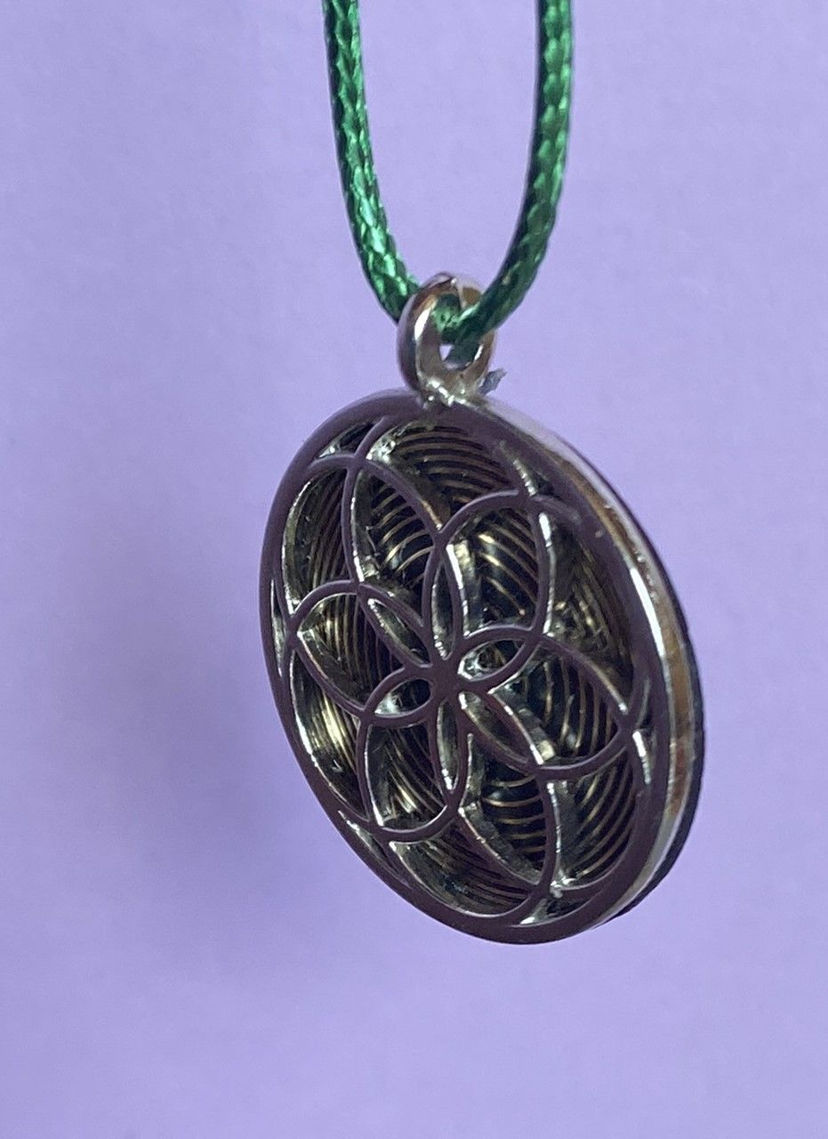 Amulett – Fassung Blume des Lebens – Bifilar / Fermat + Vector Equilibrium – 30 mm / goldlegiert / nachtschwarz – Produktansi