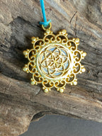 Amulett – Blume des Lebens, Lakhovsky MWOals weißer Coin mit goldlegiert eingearbeitet – Produktansicht 1
