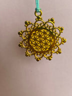 Amulett – Blume des Lebens, Lakhovsky MWOals schwarzer Coin mit goldlegiert eingearbeitet – Produktansicht 1