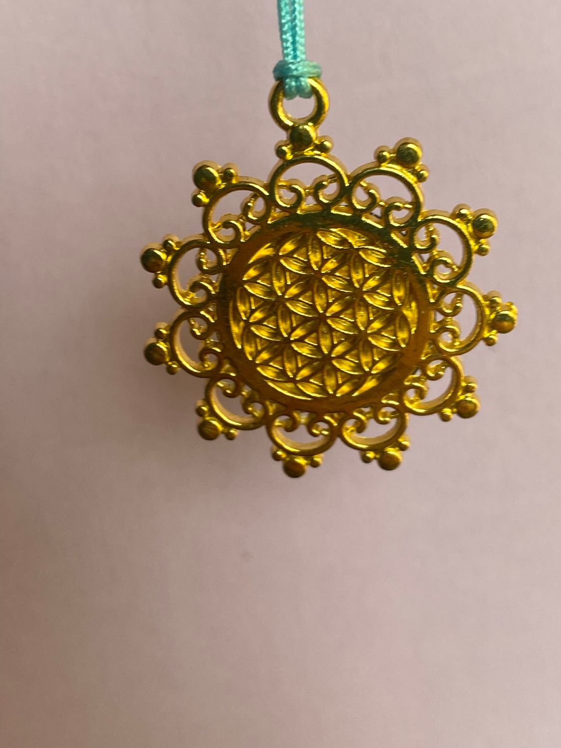 Amulett – Blume des Lebens, Lakhovsky MWOals schwarzer Coin mit goldlegiert eingearbeitet – Produktansicht 1
