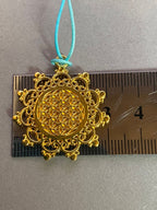 Amulett – Blume des Lebens, Lakhovsky MWOals schwarzer Coin mit goldlegiert eingearbeitet – Produktansicht 1