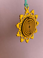 Amulett – Blume des Lebens, Lakhovsky MWOals schwarzer Coin mit goldlegiert eingearbeitet – Produktansicht 1