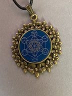 Amulett – bronzefarben, Metatron, Disc in blau 25 mm, zinnlegiert, kupferunterlegt – Produktansicht 1