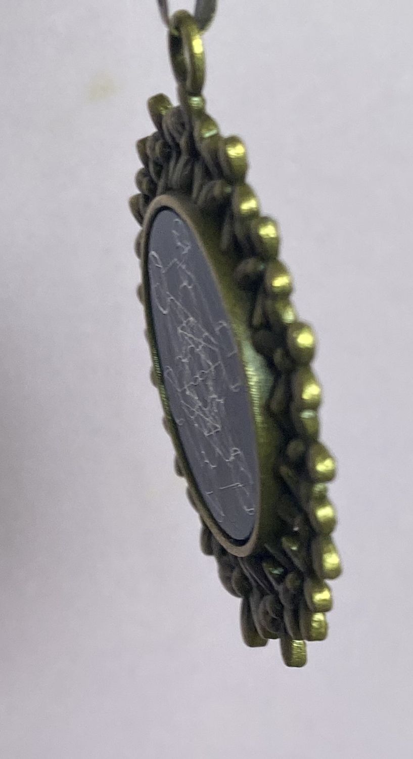 Amulett – bronzefarben, Metatron, Disc in blau 25 mm, zinnlegiert, kupferunterlegt – Produktansicht 1