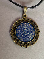 Amulett – bronzefarben, Dodecagram 12 – er Stern, Disc in blau 25 mm, zinnlegiert, kupferunterlegt – Produktansicht 1