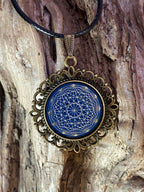 Amulett – bronzefarben, Dodecagram 12 – er Stern, Disc in blau 25 mm, zinnlegiert, kupferunterlegt – Produktansicht 1