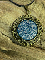 Amulett – bronzefarben, Dodecagram 12 – er Stern, Disc in blau 25 mm, zinnlegiert, kupferunterlegt – Produktansicht 1