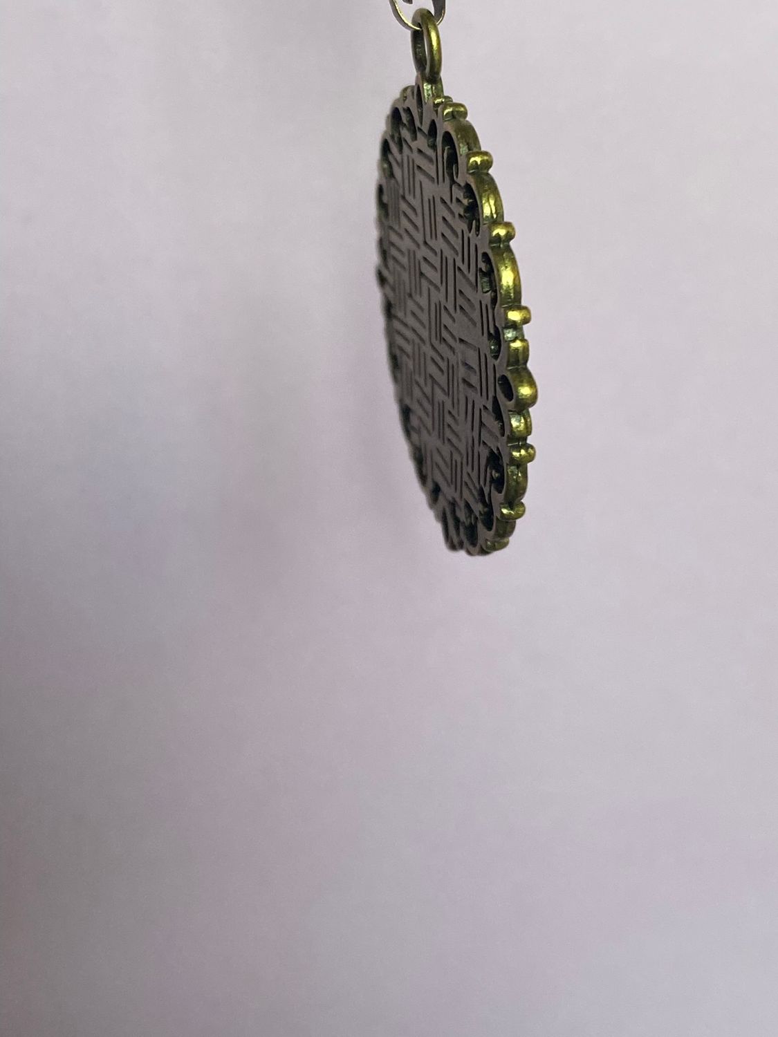 Amulett – bronzefarben, Dodecagram 12 – er Stern, Disc in blau 25 mm, zinnlegiert, kupferunterlegt – Produktansicht 1