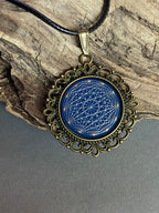 Amulett – bronzefarben, Dodecagram 12 – er Stern, Disc in blau 25 mm, zinnlegiert, kupferunterlegt – Produktansicht 1