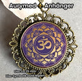 Amulett – Chakremy, bronzefarben, Kronen Chakra, Disc in lila flieder 25 mm, goldlegiert, kupferunterlegt – Produktansicht 1