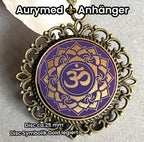 Amulett – Chakremy, bronzefarben, Kronen Chakra, Disc in lila flieder 25 mm, goldlegiert, kupferunterlegt – Produktansicht 1