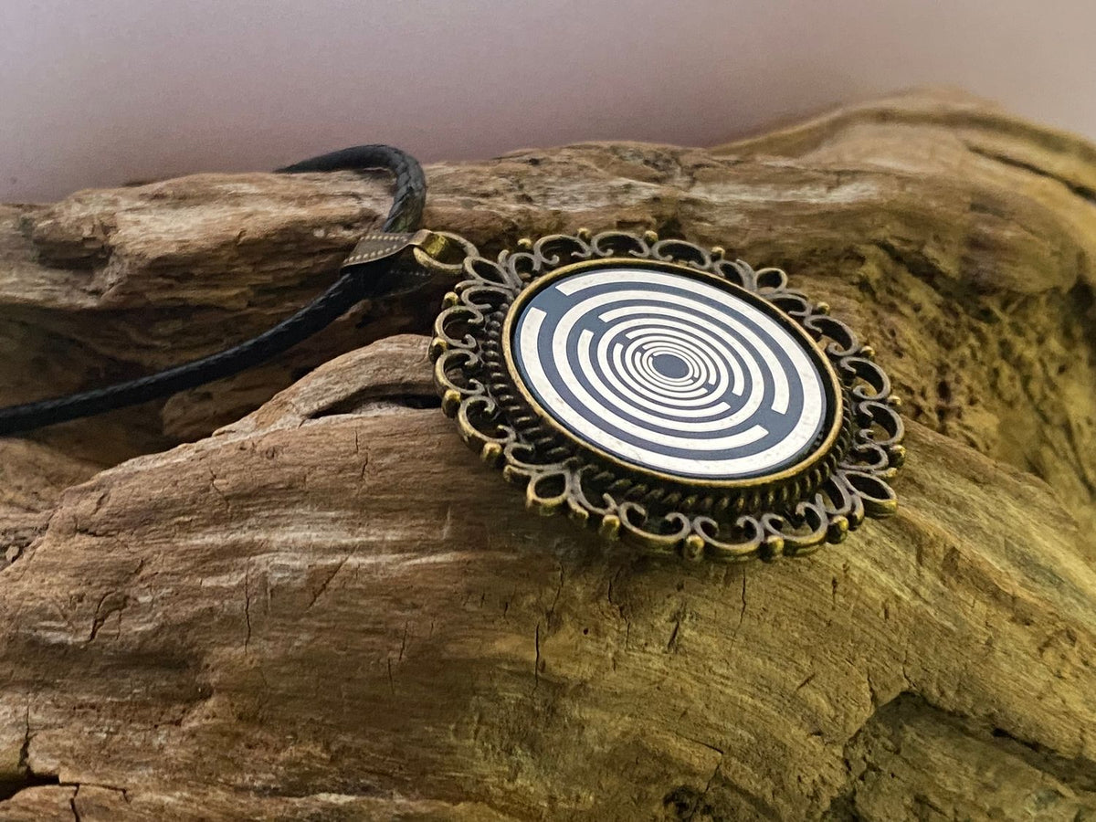 Amulett – bronzefarben, Lakhovsky MWOn Symbol, Disc in blau 25 mm, zinnlegiert, kupferunterlegt – Produktansicht 1