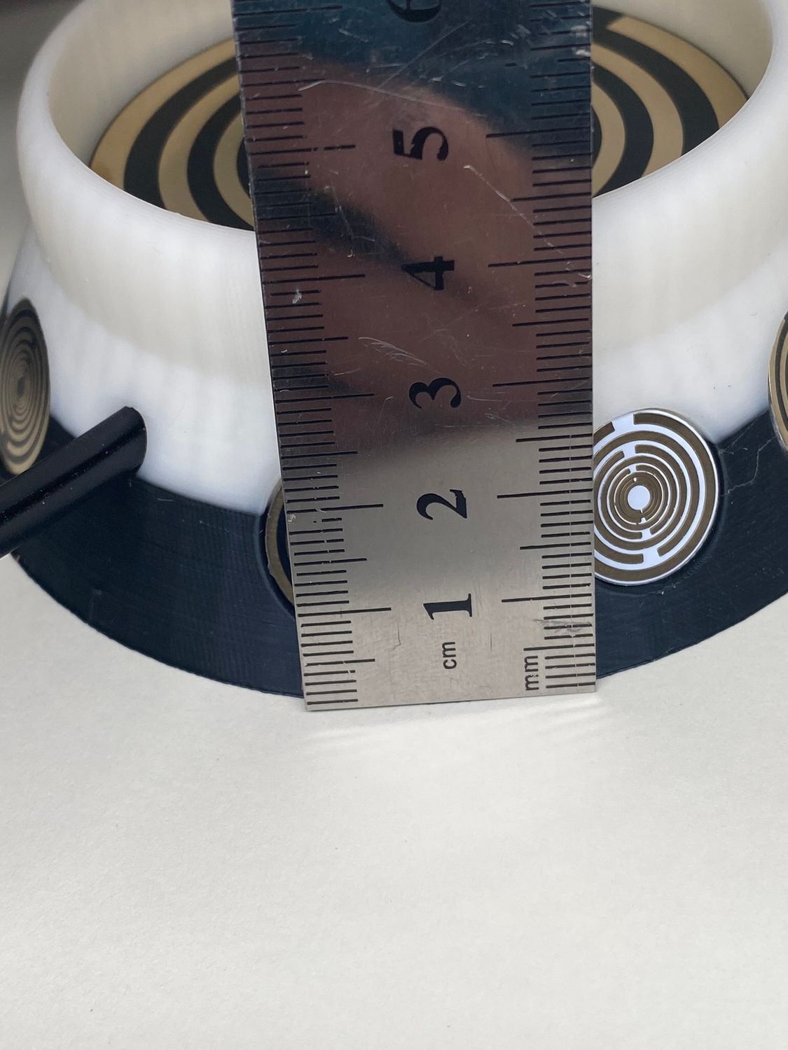 69 mm VibraNex Brunnen, 2-farbig, Oberflächenplatte goldlegiert – Produktansicht 1