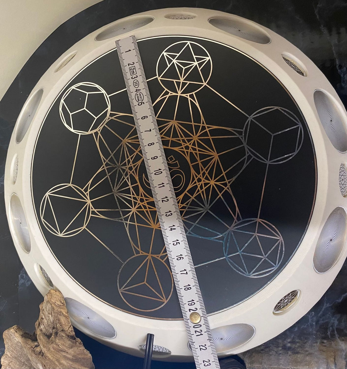 200 mm VibraNex UFO – 1 – fabig, Oberflächenplatte zinnlegiert – Produktansicht 1