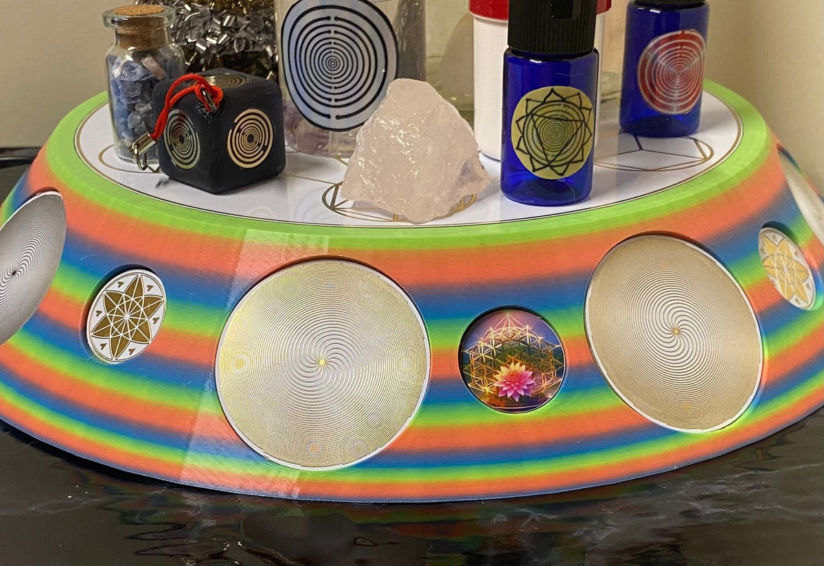 200 mm VibraNex UFO – Einhorn matt, Oberflächenplatte goldlegiert – Produktansicht 1