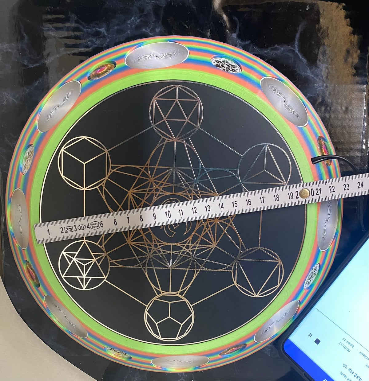 200 mm VibraNex UFO – Einhorn matt, Oberflächenplatte zinnlegiert – Produktansicht 1