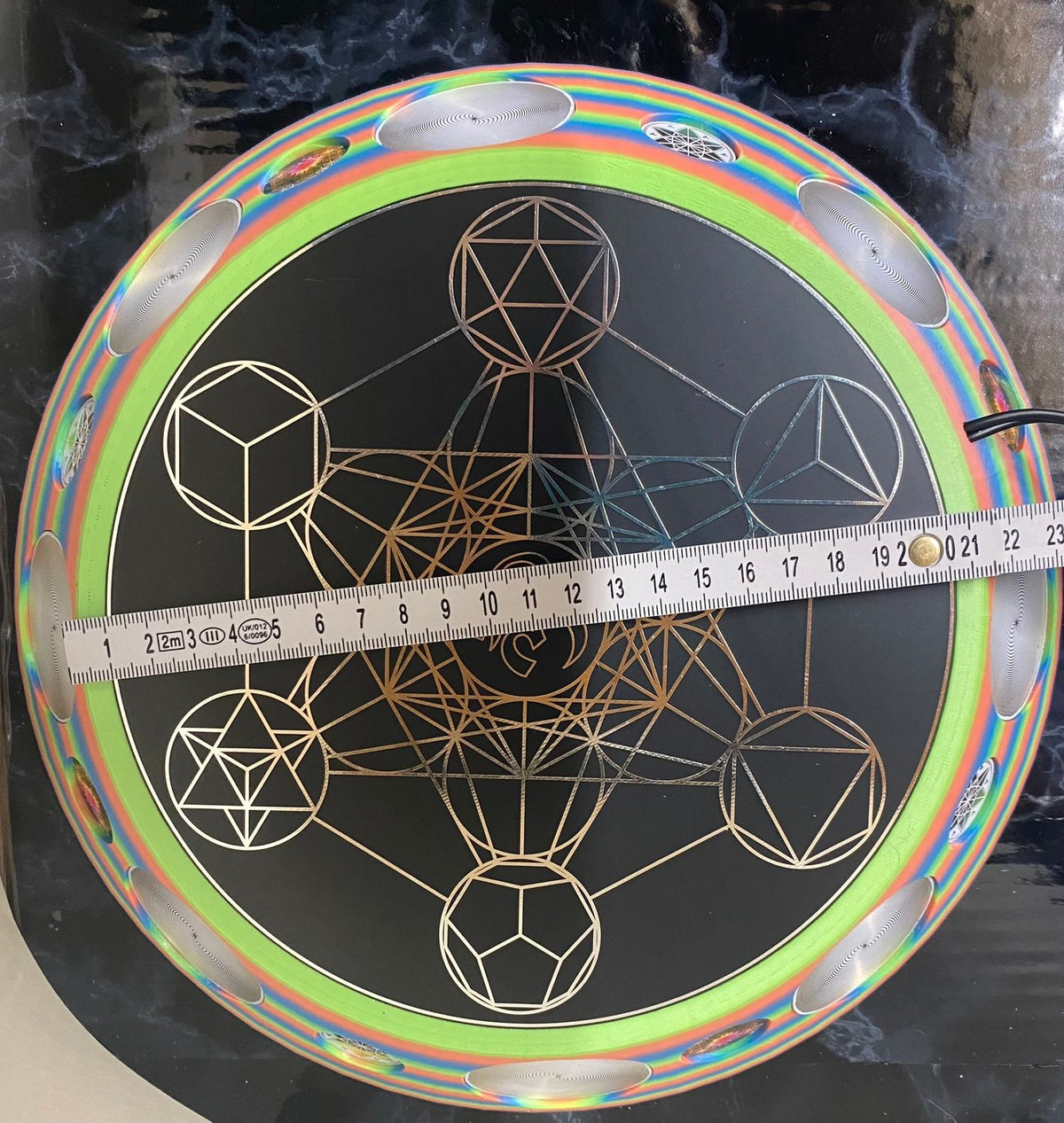 200 mm VibraNex UFO – Einhorn matt, Oberflächenplatte zinnlegiert – Produktansicht 1
