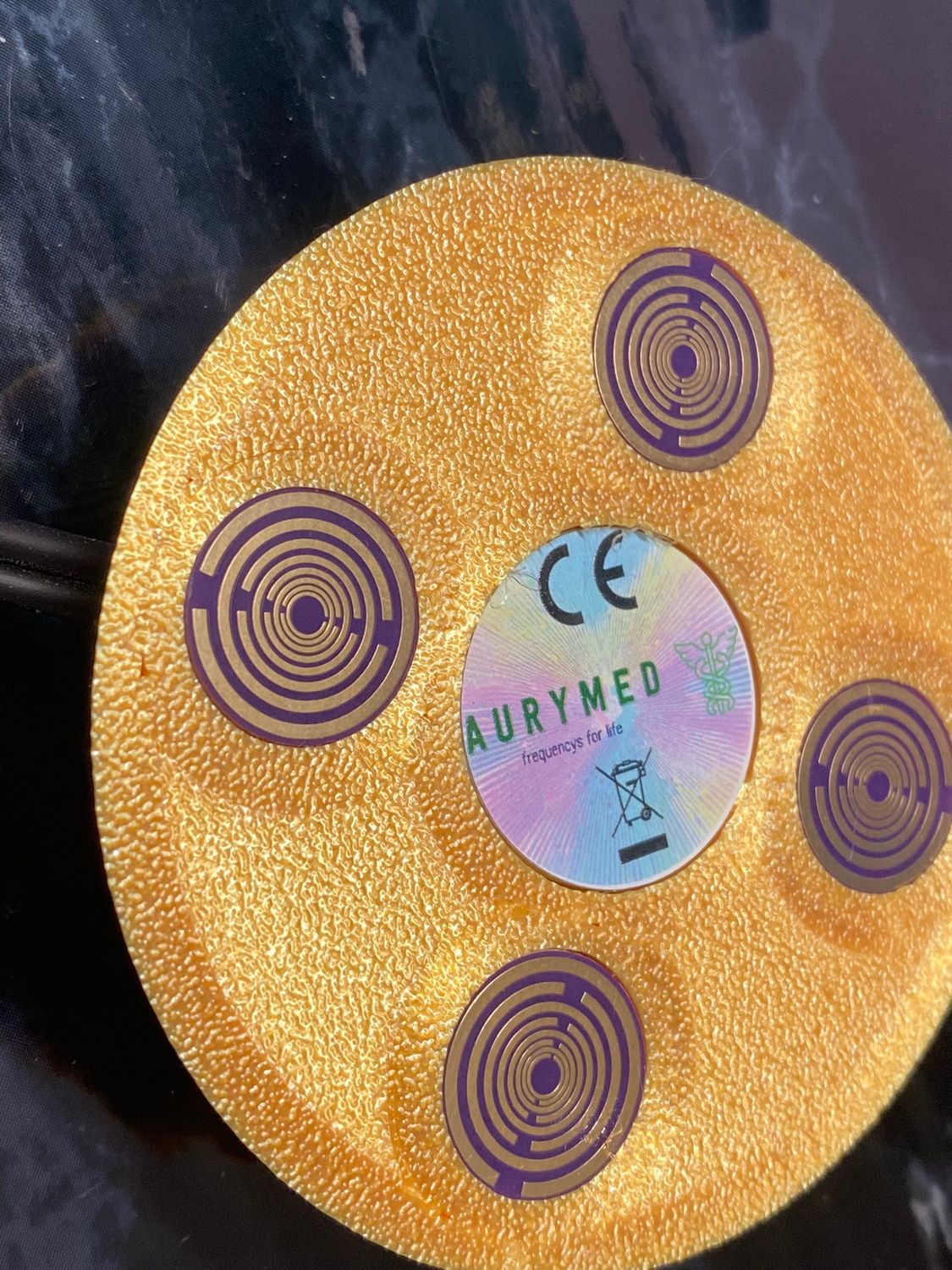 50 mm VibraNex UFO – 2-farbig, Oberflächensymbolik zinnlegiert, Füllung Tigerauge & Lapislazuli – Produktansicht 1