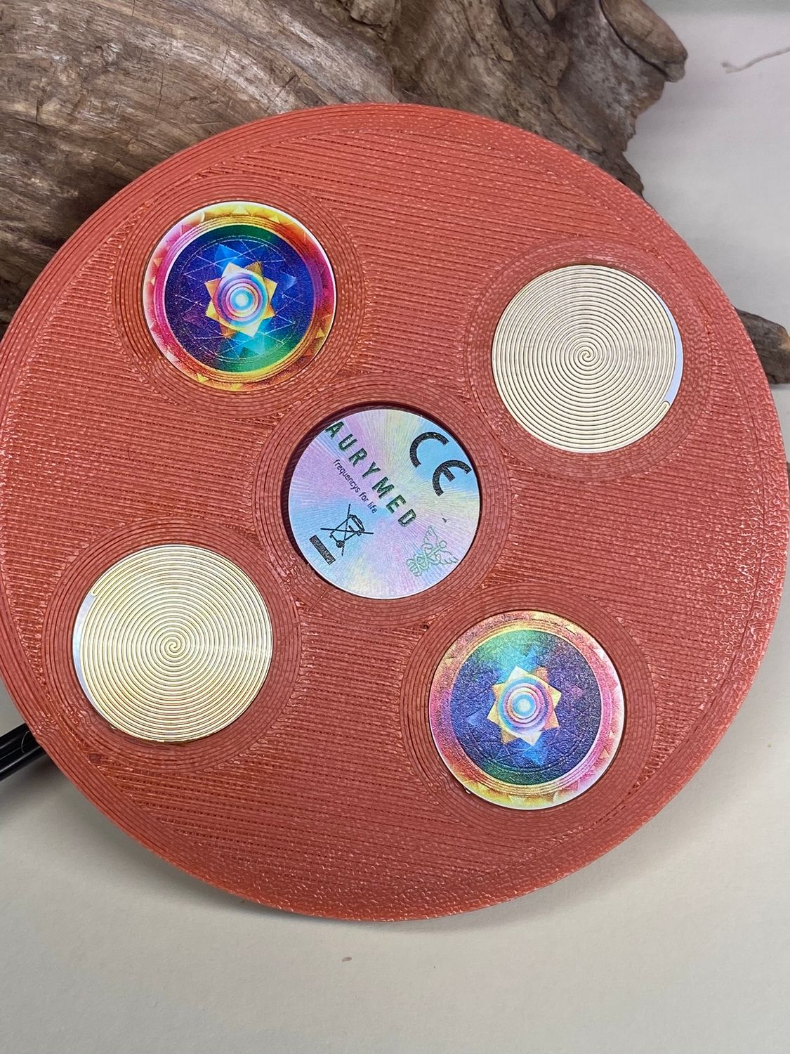 69 mm VibraNex UFO – Einhorn matt, Oberflächenplatte zinnlegiert – EINZELSTÜCK – Produktansicht 1