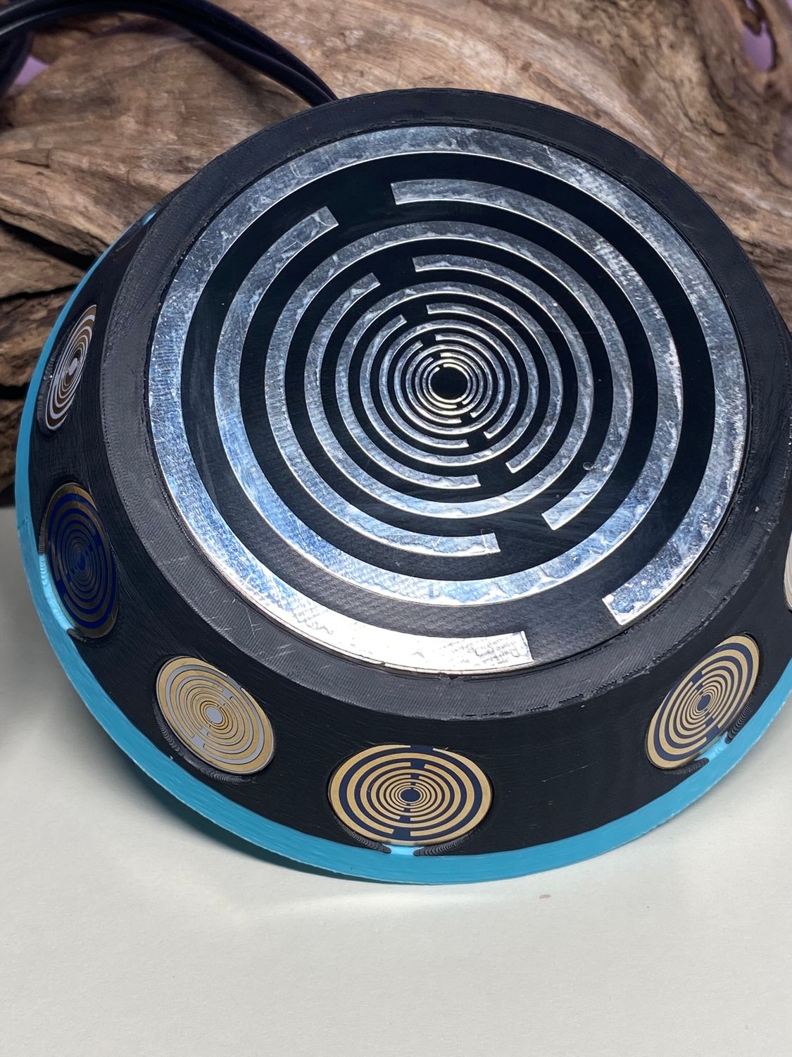 VibraNex 69 mm UFO – 2-farbig, Oberflächenplatte zinnlegiert – EINZELSTÜCK – Produktansicht 1