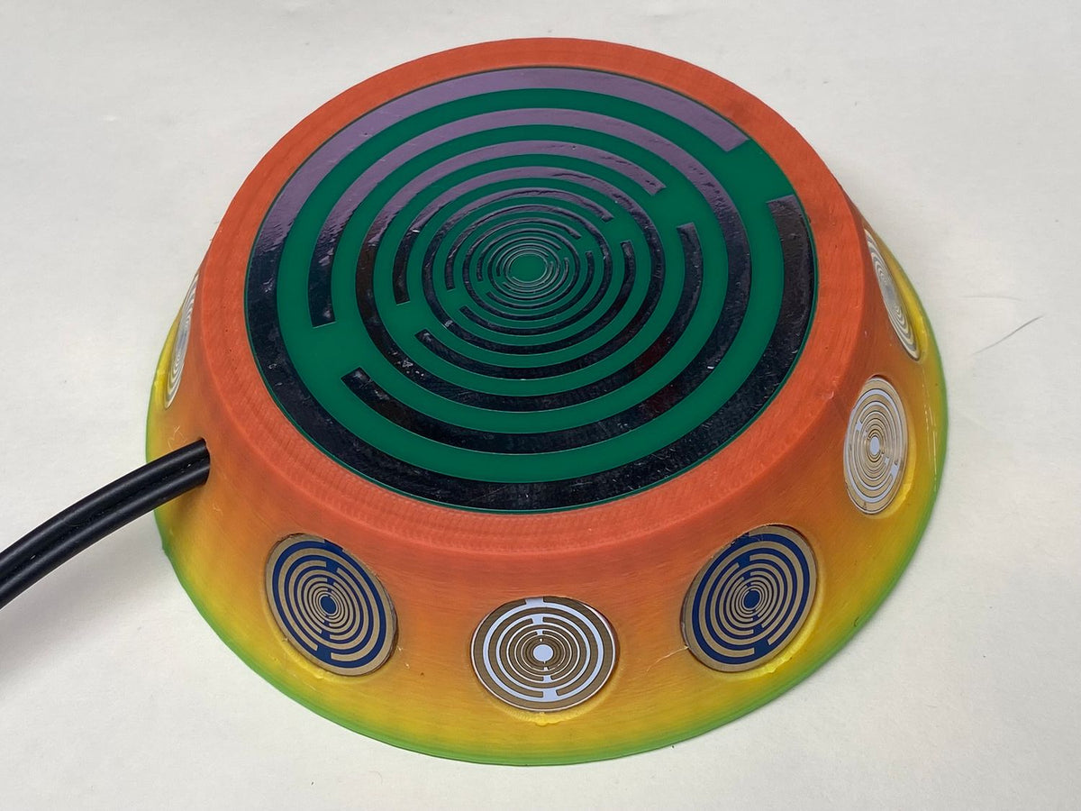 69 mm VibraNex UFO – Einhorn matt, Oberflächenplatte zinnlegiert – EINZELSTÜCK – Produktansicht 1