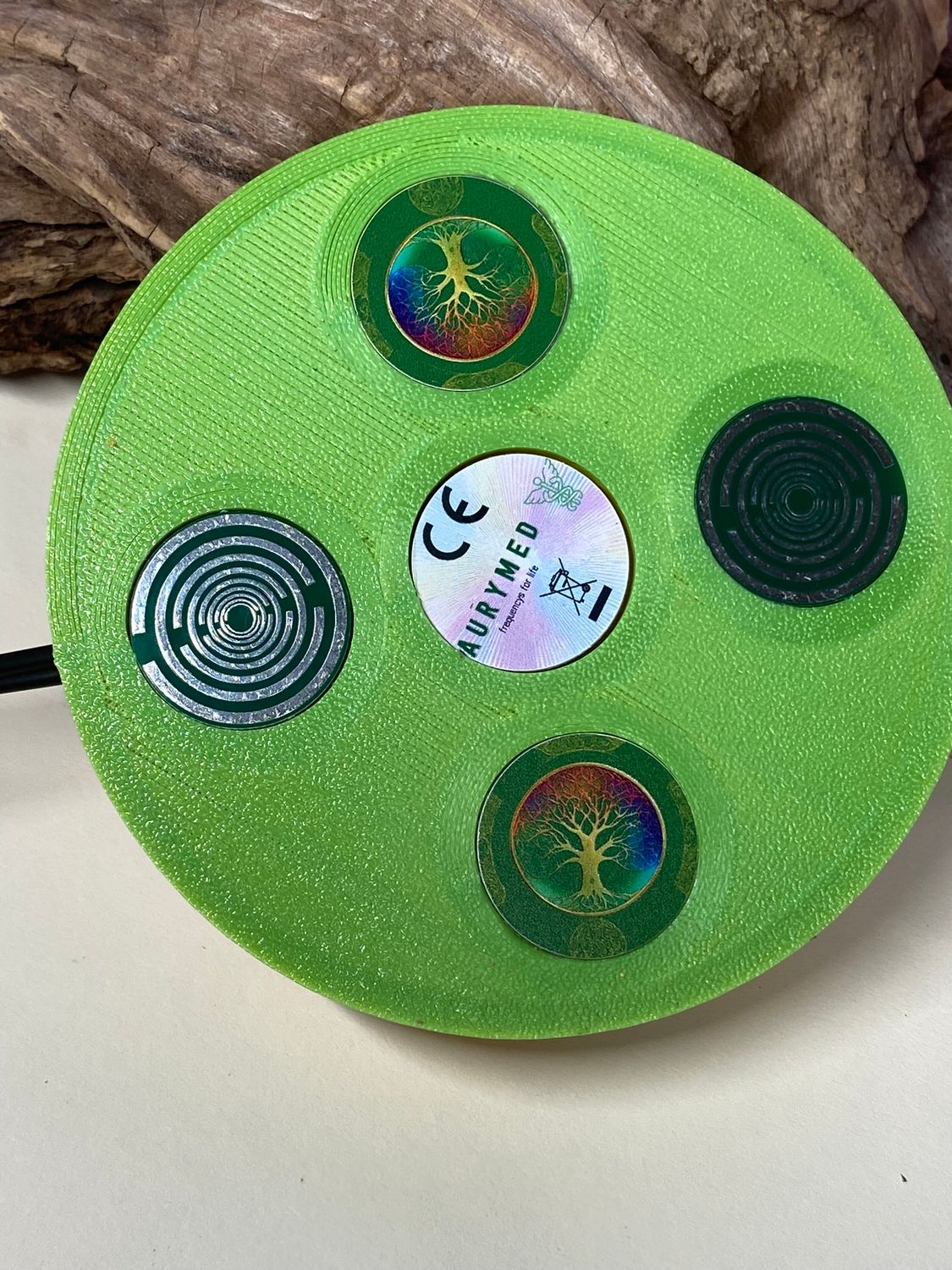 69 mm VibraNex UFO – Einhorn matt, Oberflächenplatte zinnlegiert – EINZELSTÜCK – Produktansicht 1