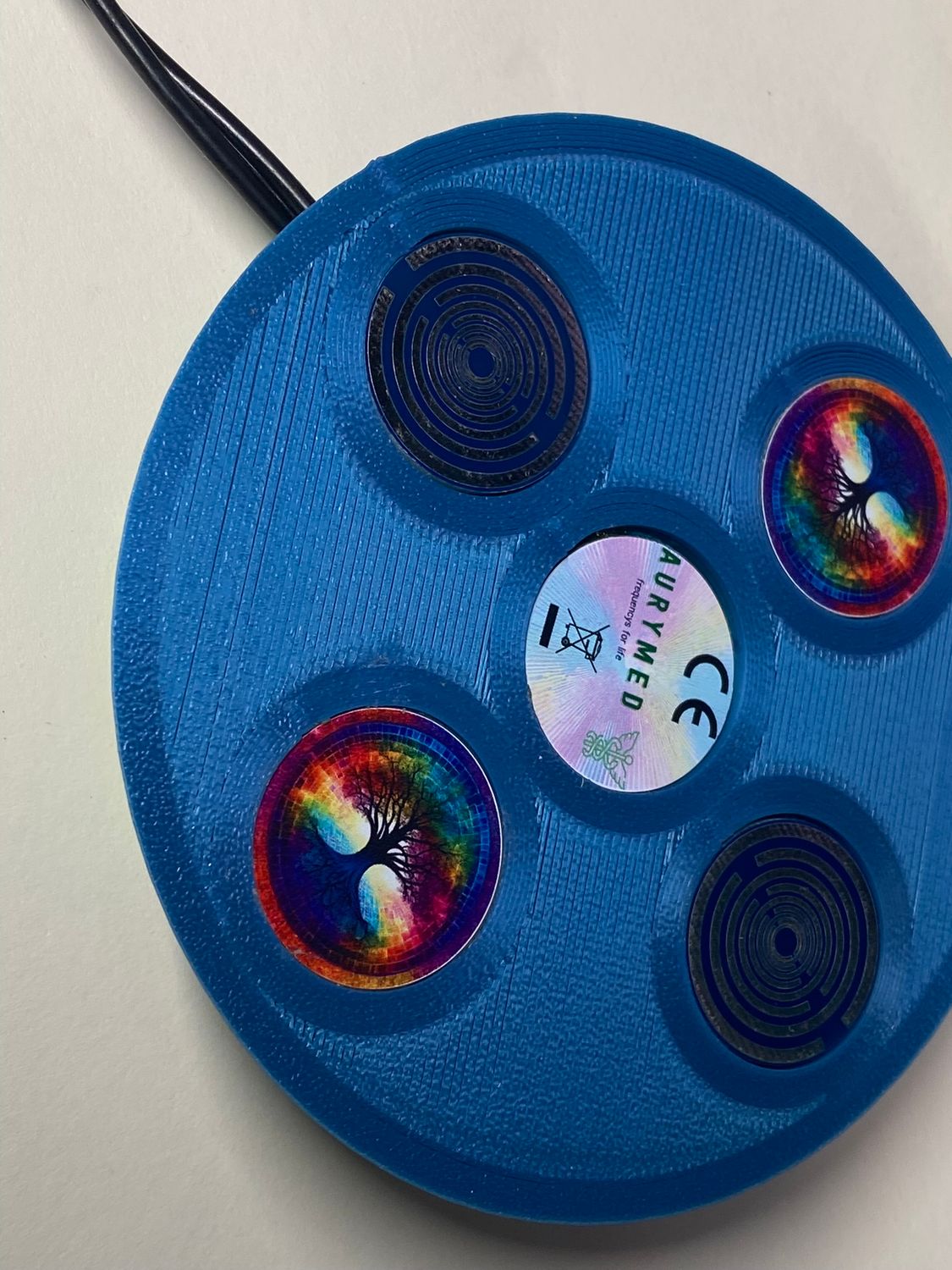 69 mm VibraNex UFO – Einhorn matt, Oberflächenplatte zinnlegiert – EINZELSTÜCK – Produktansicht 1