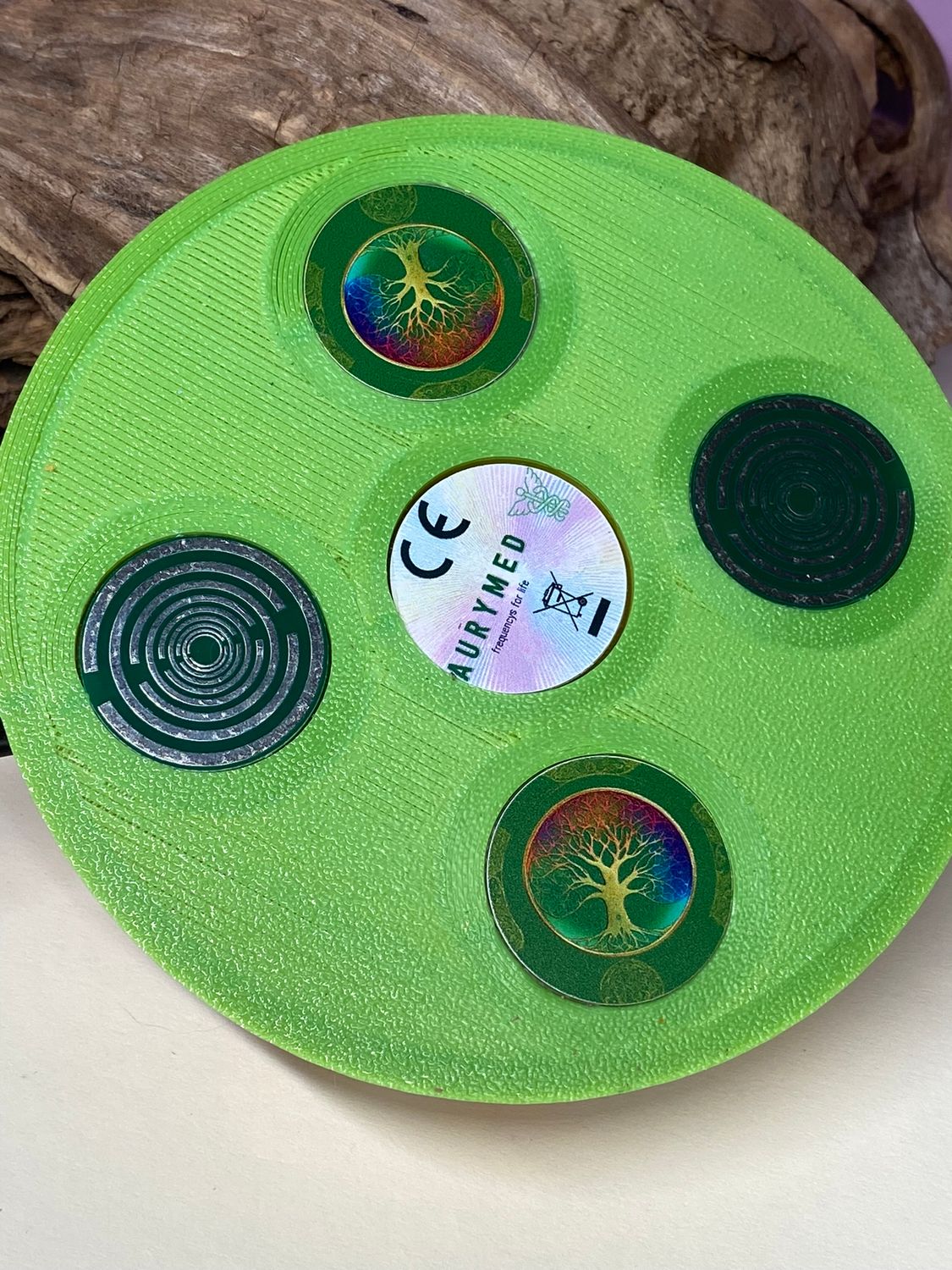69 mm VibraNex UFO – Einhorn matt, Oberflächenplatte zinnlegiert – EINZELSTÜCK – Produktansicht 1